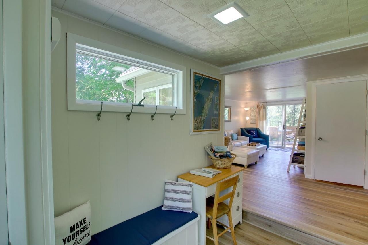 Updated Home With Deck 2 Mi To Sister Bay Beach! Dış mekan fotoğraf