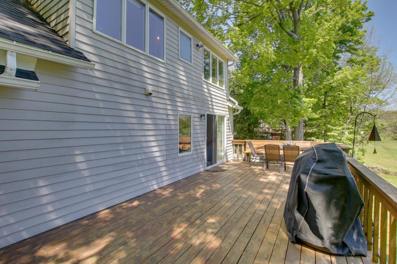 Updated Home With Deck 2 Mi To Sister Bay Beach! Dış mekan fotoğraf